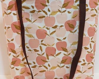 An Apple A Day Tote with 2 Pockets