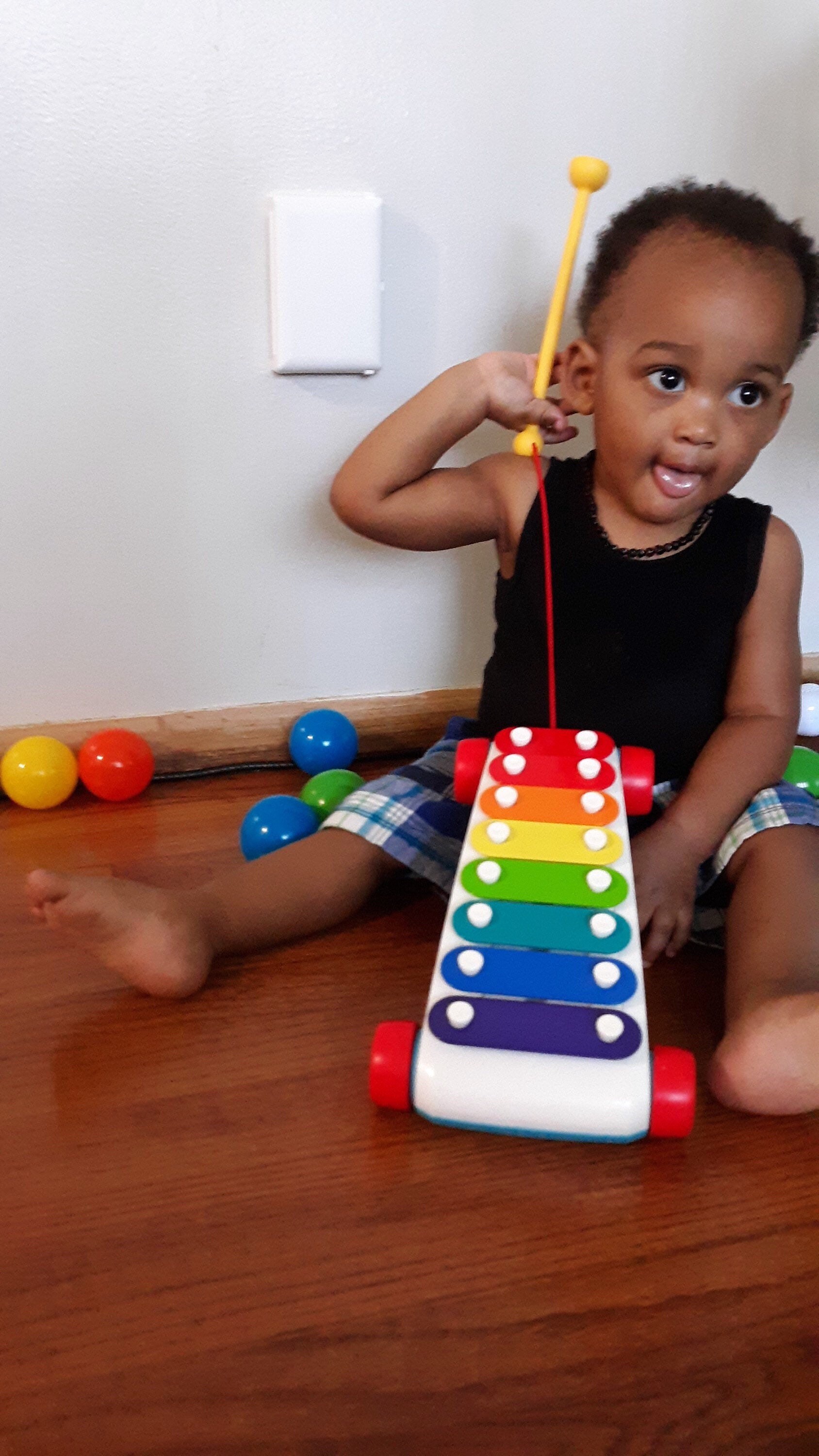 Child Be Safe Child & Pet Proof Wall Outlet Safety Cover Guard, WHITE