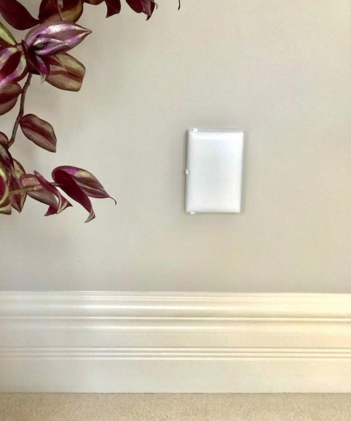 Child Be Safe Child & Pet Proof Wall Outlet Safety Cover Guard, WHITE