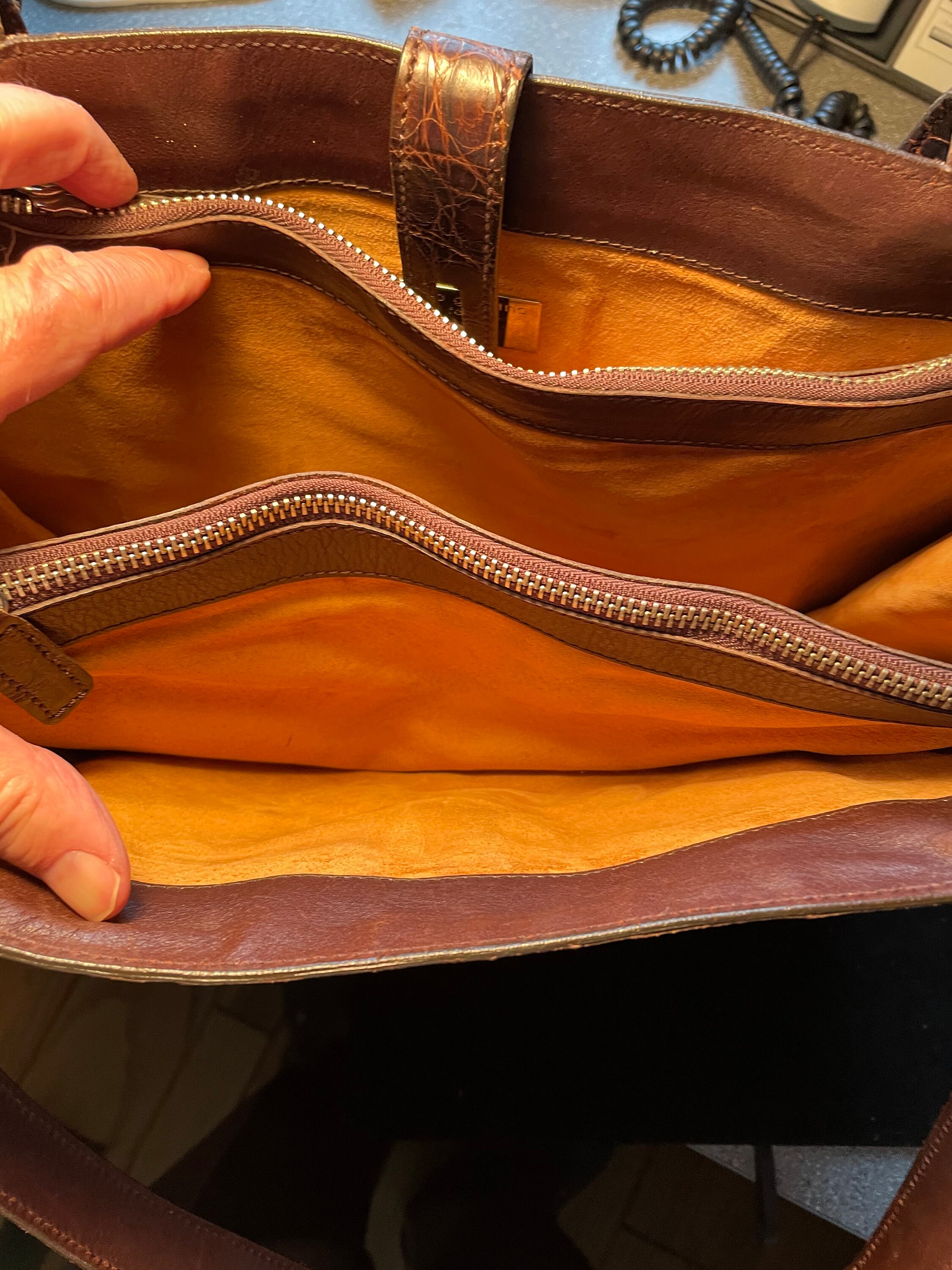 数々のアワードを受賞】 【美品】MAURO GOVERNA BORSA6612 LIPSTICK