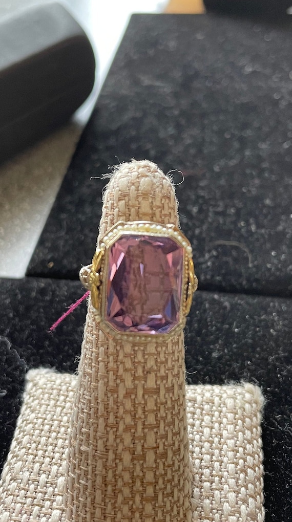 Carved Gold amethyst ring