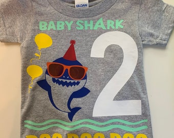 Chemise d’anniversaire bébé requin