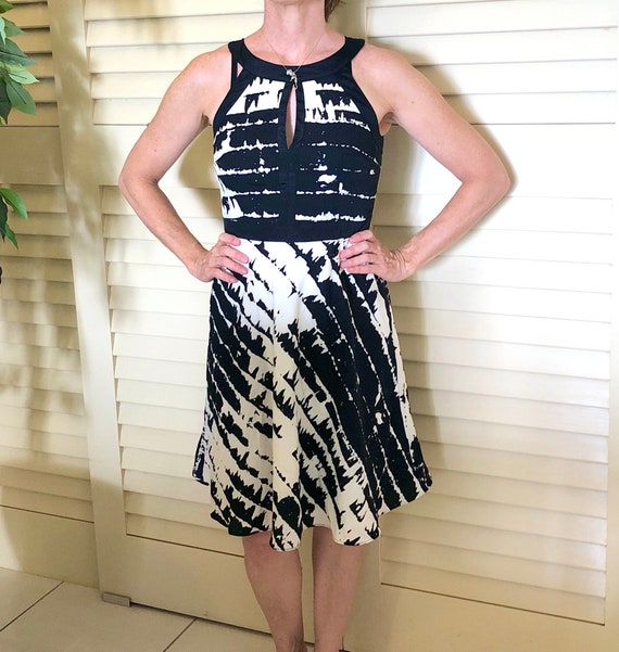 Black & White Abstract Print Dress