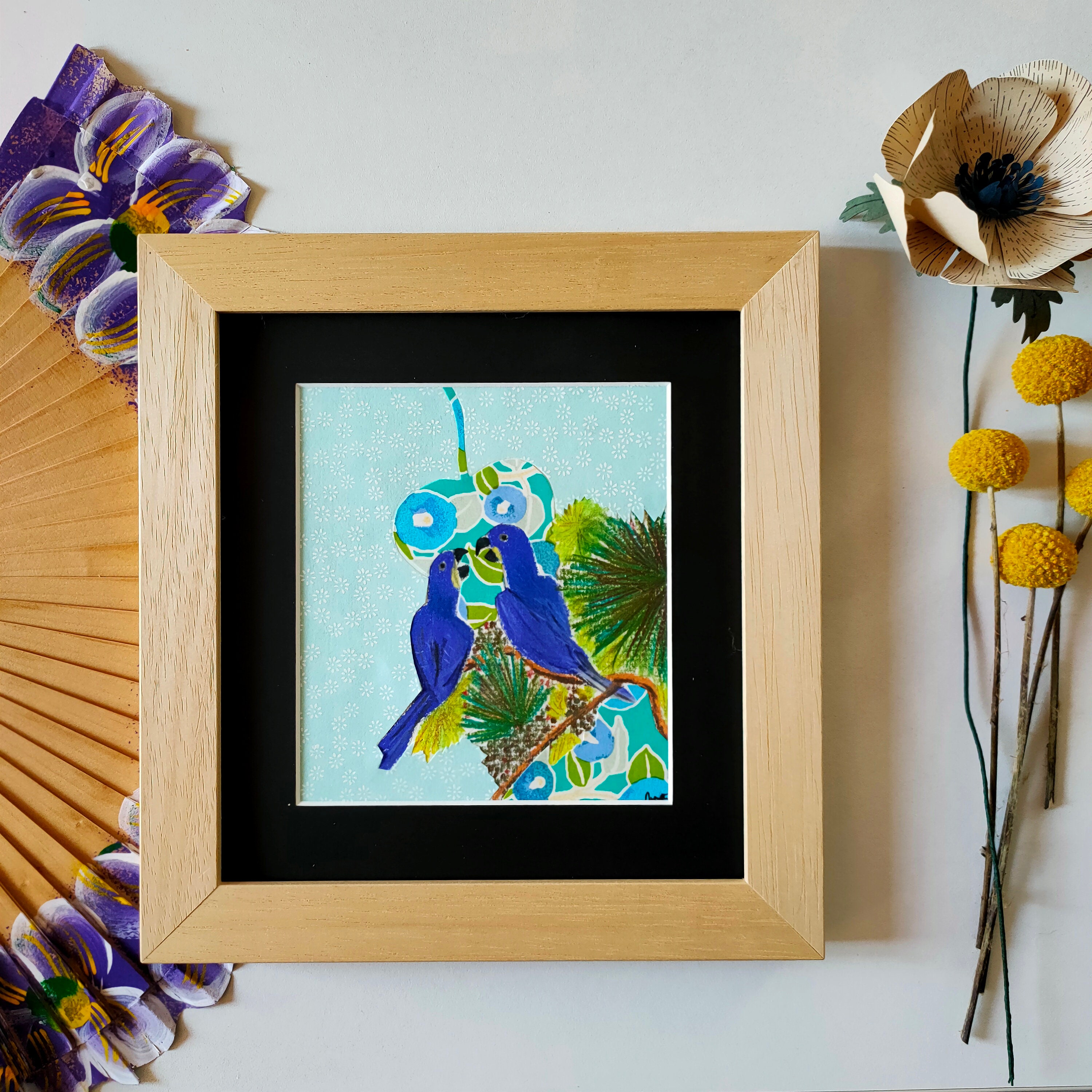 Tableau Couple de Perroquets Bleus Au Pastel Sec et Papier Japonais Fait Main
