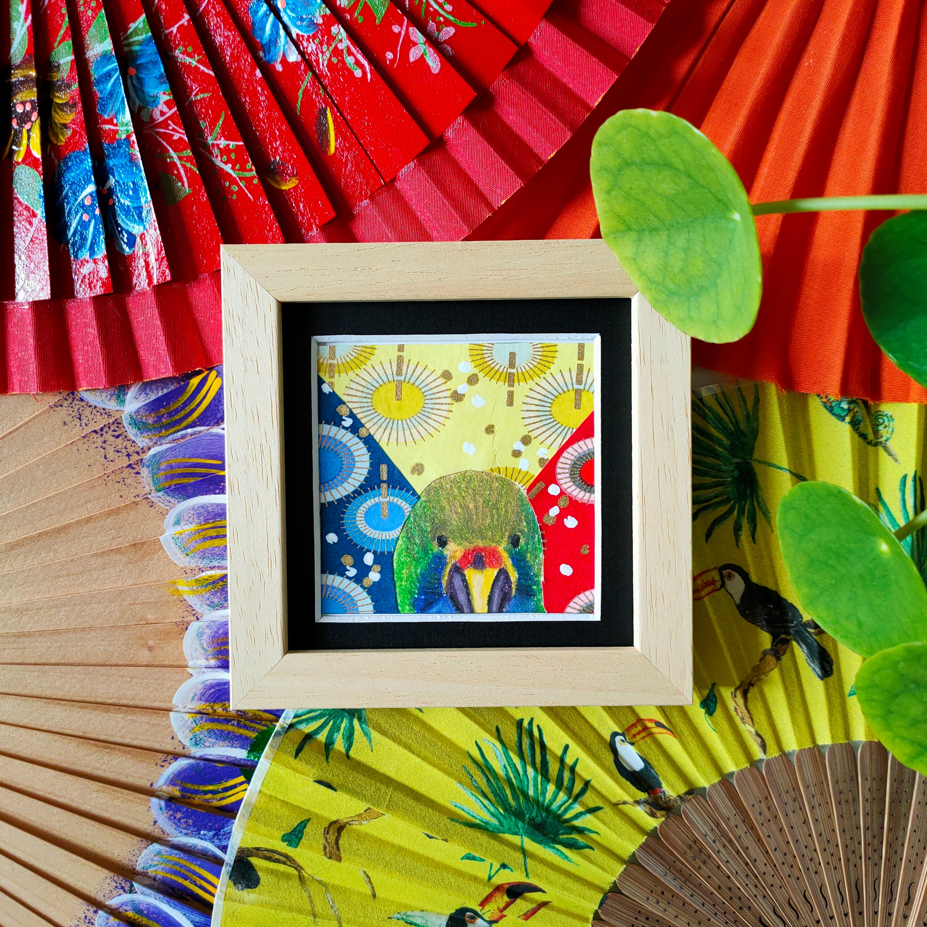 Petit Tableau Oiseau Emeraude Au Pastel Sec et Papier Japonais Fait Main