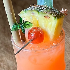Tiki Palm Tree Swizzle Sticks – Zestaw do mieszania koktajli tropikalnych – Zabawne akcesoria barowe na imprezy Tiki i domowe bary – Wyjątkowa dekoracja naczyń do drinków