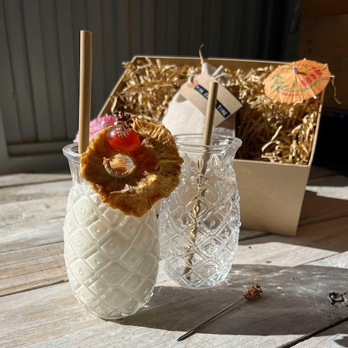 DIAMANTE Pina Colada Glasses - Set of Hurricane Cocktail Glasses