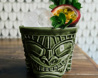 Ku Tiki Tasse, Grün - Handgemachtes Keramik Tiki Sammlerstück