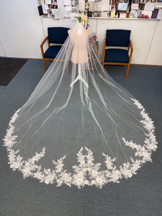 open lace back dress Sleeveless Lace-Back Fitted Mermaid Wedding Dress in Polyester