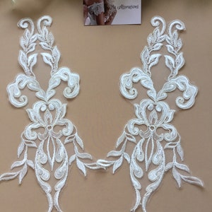 Lace Applique, ivory metallic thread,Lace for Wedding Dresses, LaceApplique, Floral Lace Applique, 1 pair ( 2 Pieces)