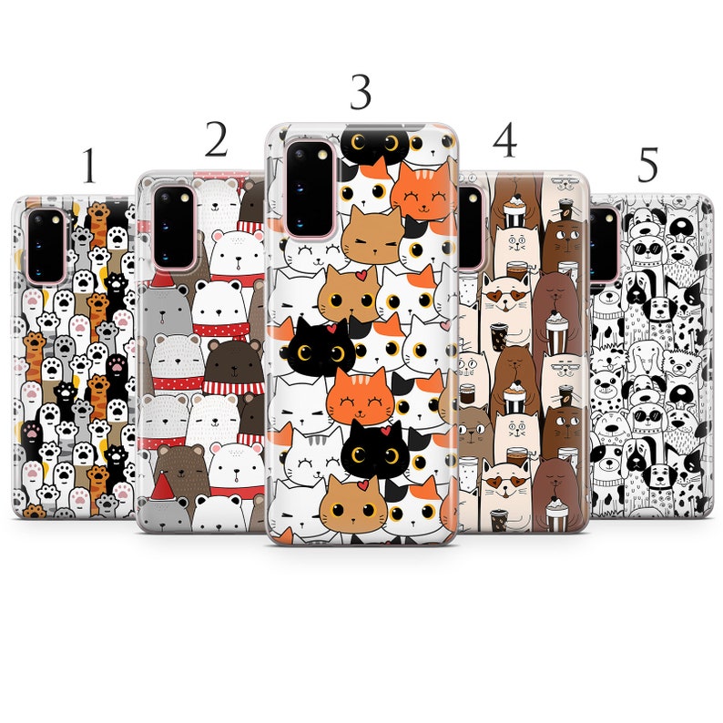 Pode incluir: Dez capas de telefone diferentes com v&aacute;rios desenhos de animais fofinhos. As capas s&atilde;o transparentes e mostram o telefone atrav&eacute;s do desenho. Os desenhos incluem gatos, c&atilde;es e outros animais.