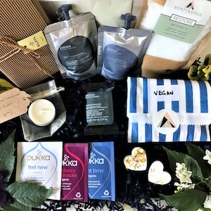 ULTIMATE Vegan Pamper Hamper Personalised letterbox relaxation kit Eco-friendly care package Best friend gift box Calm mindful spa image 5