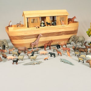Wooden Noah&#39;s Ark with Animals Figures | Montessori and Waldorf Toys | Large Set of Wooden Animals with Noah Ark by Noelino