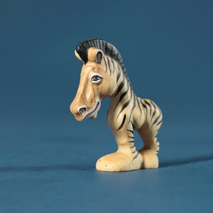 Houten zebra stripfiguur | Houten speelgoed | Handgemaakte zebra | Savannedieren | Safaridieren | Waldorf-speelgoed | Cadeau voor kinderen