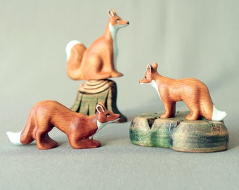 Handcrafted Ash Wood Fox Family: Waldorf Wooden Toy Set