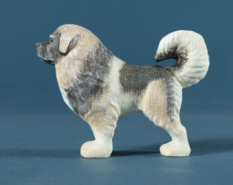 Chien de berger du Caucase | Figurine de jouet pour chien en bois | Animaux de collection | Jouets Waldorf | Jouet fait à la main | Chien de berger du Caucase en bois