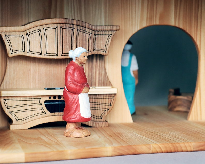 Holzspielzeug Puppenhaus mit Möbeln, Waldorf-Puppenhaus, Handgefertigtes Naturholz-Puppenhaus, Holzspielzeug, Doppelgrößen-Puppenhaus Bild 2