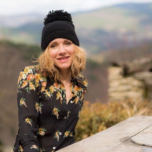 Bonnet à pompon en Alpaga bonnet en laine tricoté main pour femme