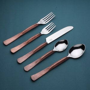 INOX Artisans Lori 20 Pc. Flatware Set (Serves 4)