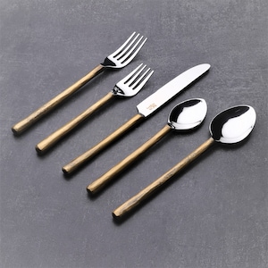 Camellia 20 Pc. Flatware Set (Serves 4)