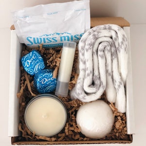 Winter Gift Box, Cold Weather Hygge Box, Christmas Gift Box for Her, Secret Sister Gift, Winter Care Package for Friend, Holiday Gift