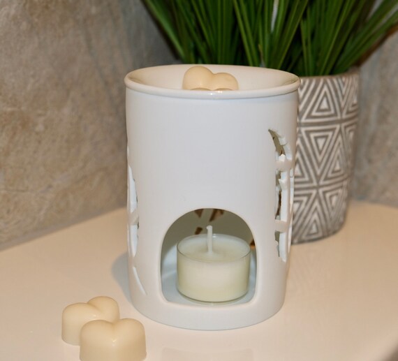 New Wax Melt Packaging ***** - White Feather Candles