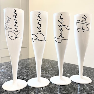 Personalised plastic champagne flutes