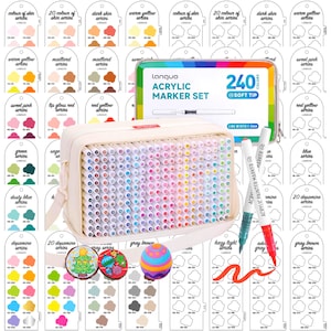Puede incluir: Un estuche de lona color crema lleno de 240 rotuladores acrílicos, con una caja metálica y muestras de color. Los rotuladores están dispuestos en un degradado arcoíris. La caja metálica dice "Languo Acrylic Marker Set".