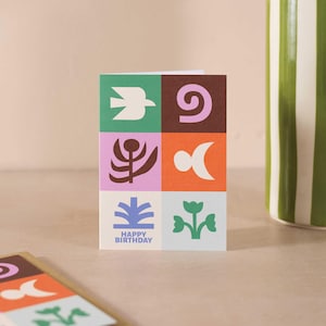 Carte d'anniversaire abstraite inspirée de la nature | Design moderne terreux | de voeux en papier recyclé | A6 avec enveloppe kraft | Blanc à l'intérieur