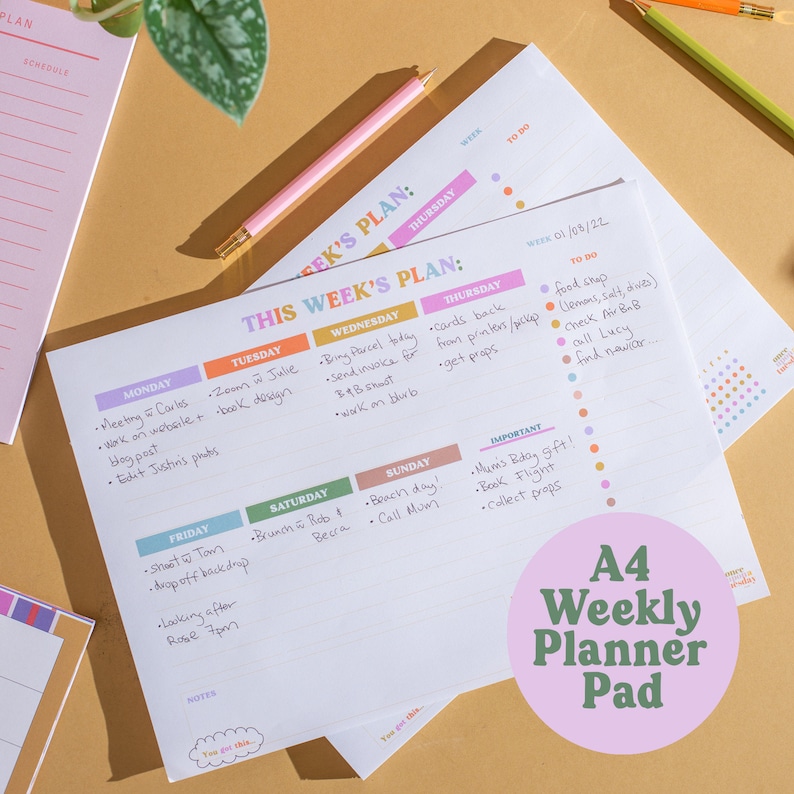 A4 weekly planner pad with 7 days, to do list, notes section and habit tracker. 100% recycled paper and made in the UK.