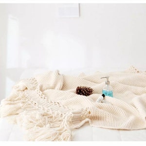 Ergocar Boho Kuscheldecke Mit Quasten – Weiche Wohndecke Aus Jacquard-Stoff