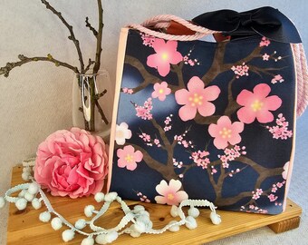 Bolsa de arroz Komebukuro hecha a mano, bolsa cuadrada con cordón, bolsa de Kinchaku, bolsa de regalo de tela, obra de arte de flor de cerezo ¡Monedero de origami gratis!