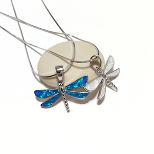 Opal Halskette/Libellen Anhänger mit Kette/Luciole Anhänger/Kinder Anhänger/Libellen Anhänger/Blau Weiß Opal Schmuck