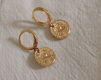 Mini Hoop Earring Gold Plated Mini Hoops Clip-on Sleepers Gold Plated Cowrie Hoop Earrings Pendant Medal Gold Plated Charms Ears