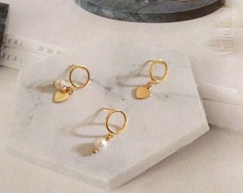 Mini pendiente de aro Mini pendientes de aro chapados en oro pendientes de aro de perlas chapados en oro colgante medalla chapada en oro encantos orejas