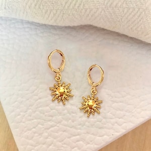 Boucles d'oreilles Soleil Plaqué Or Mini Hoop Earring Créoles clips dormeuses médaille plaqué or charms oreilles
