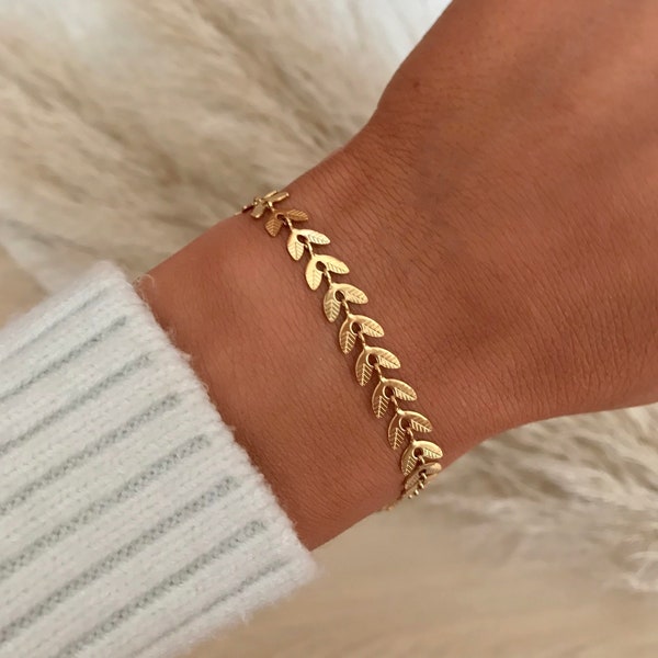 Gold Plated Bracelet Laurel Leaves trendy tassel bracelet minimalist gold ear chain bracelet