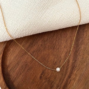 Collier perle eau douce Plaqué or tendance collier chaine fine multirangs ras de cou doré pendentif perle image 4