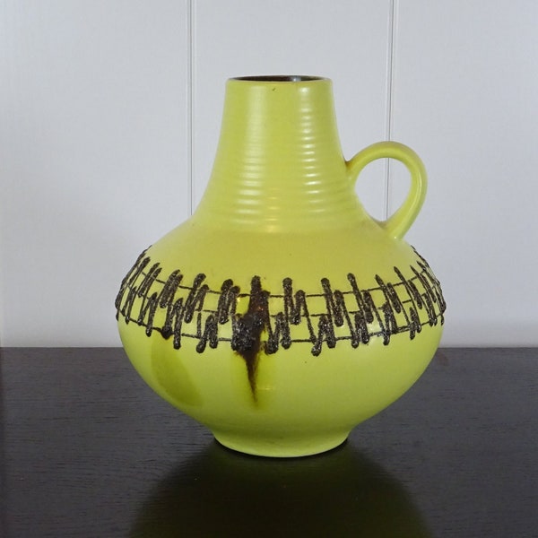 Vintage Vase Fohr 411-20, Belly Handle Vase in Pale Yellow with Fat Lava, West German Ceramics