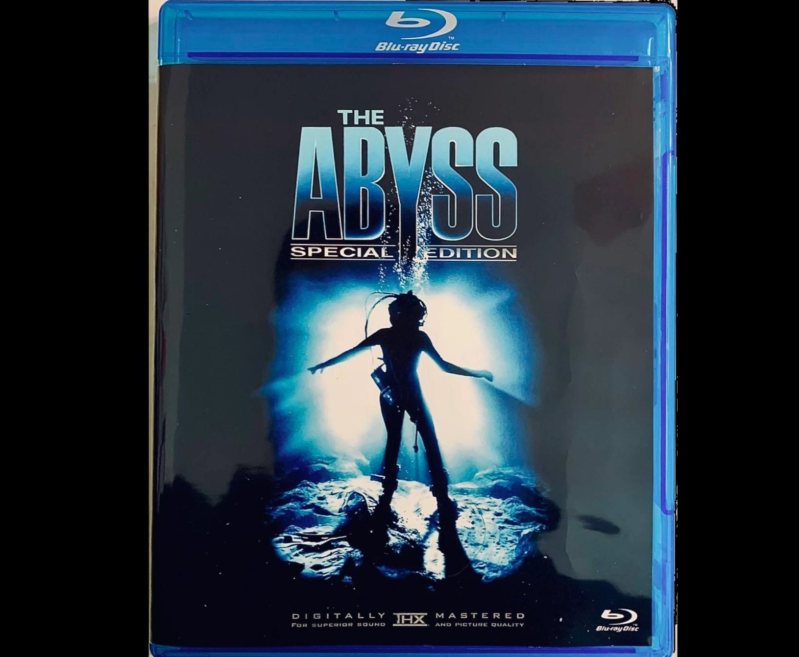 Made in Abyss: Theatrical Collection [Blu-ray] [2 Discs] - Best Buy