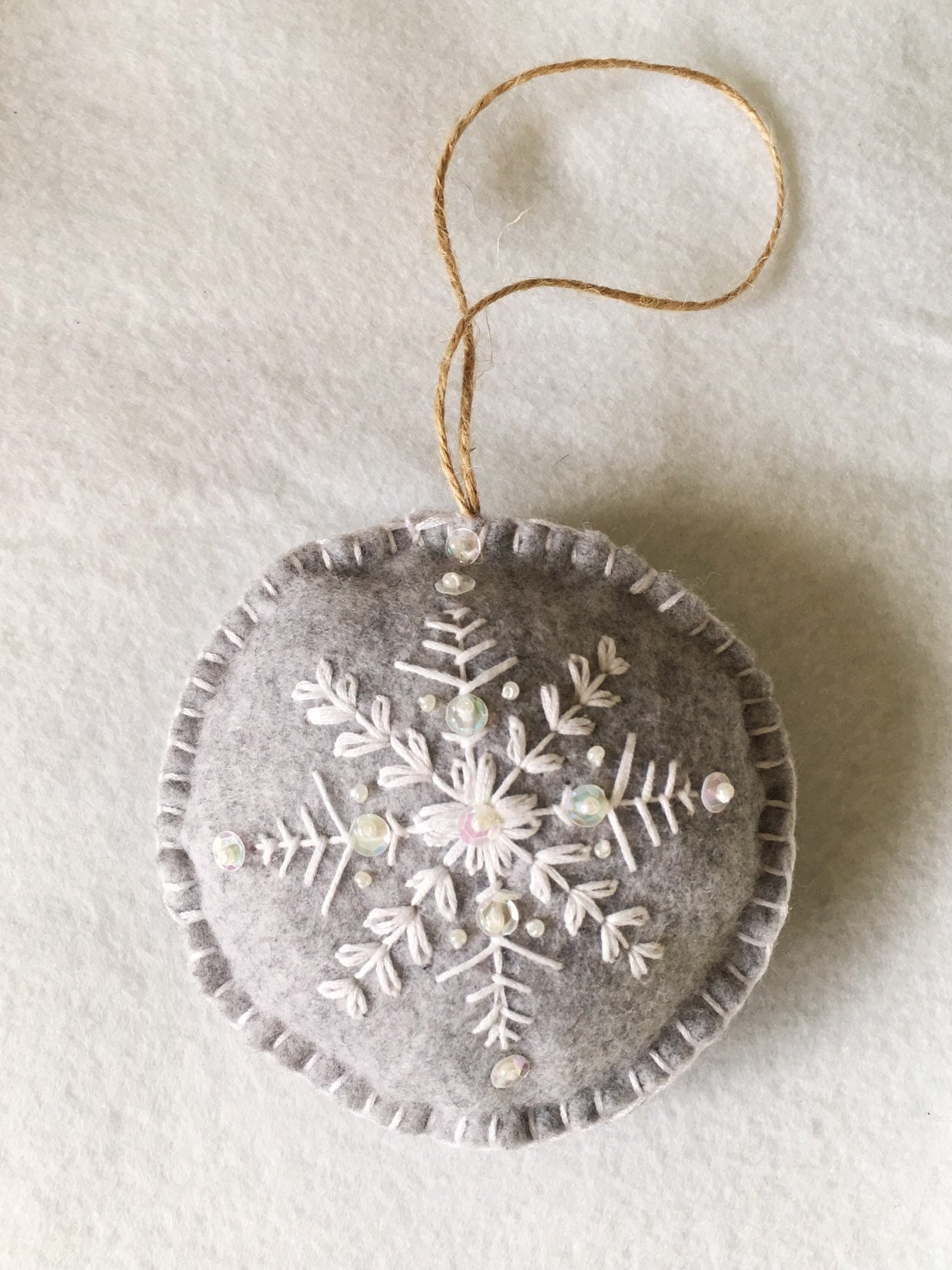 Bordado a mano copo de nieve