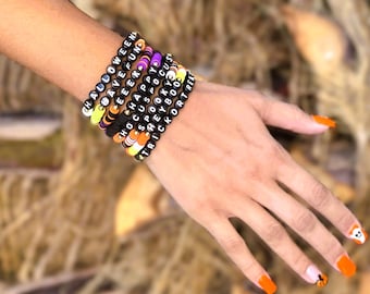 Spooky Beaded Halloween Bracelet: Kids Unisex Party Favor