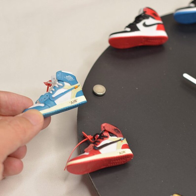 mini air jordan clock