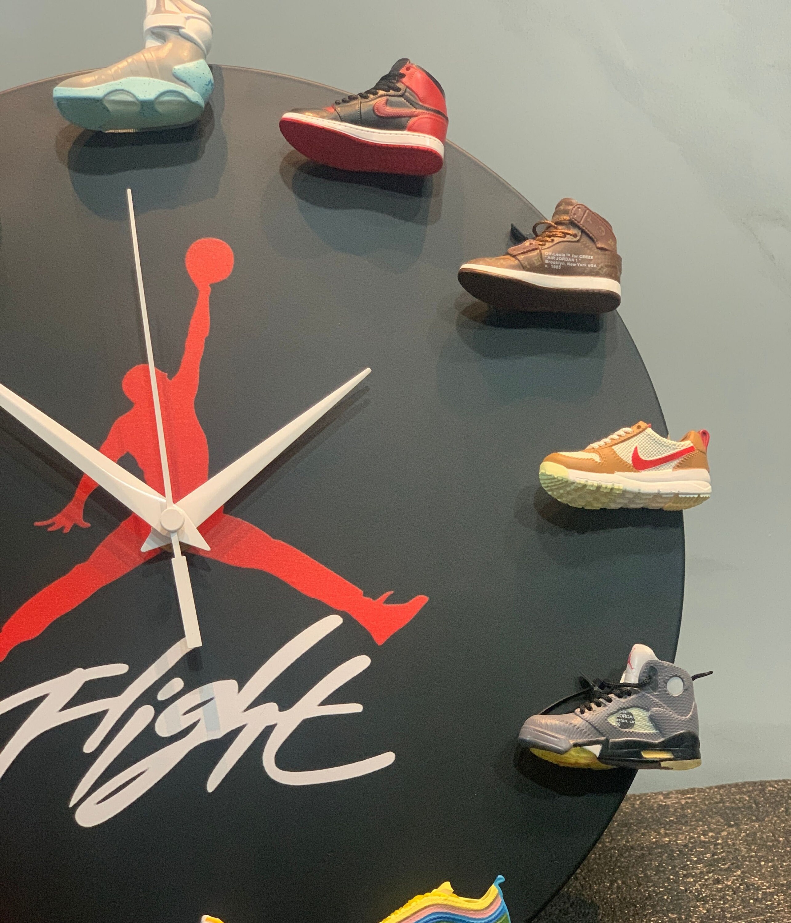 Reloj de zapatillas Air Jordan de edición limitada Reloj | Etsy España