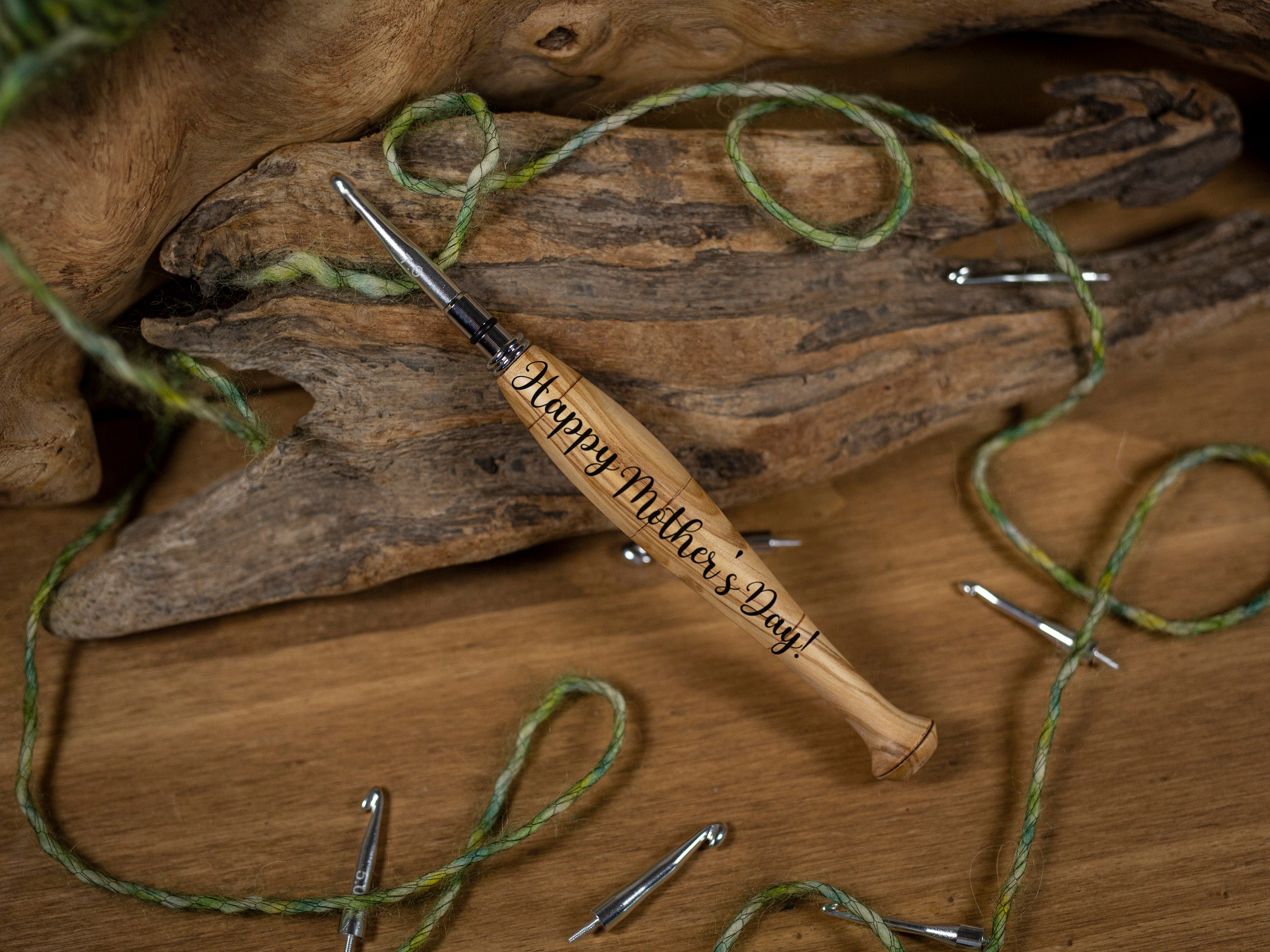 Olive Wood Crochet Hooks, Yarn Hook Set, Handmade Crochet Hooks, Gift for Crafter, Mothers Day Accessories, Crocheters Gift, Set of 8 Hooks