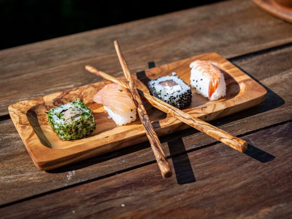 Olive Wood Custom Sushi Board, Chopstick Set, Personalised Sushi Plate Set,  Sushi Gifts for Him, Sushi Platter, Rectangular Tray 