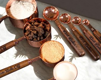 Cucchiai e tazze dosatrici in legno, set da 8, utensili da cucina personalizzati, cucchiai e tazze dosatrici in oro rosa, utensili da forno incisi