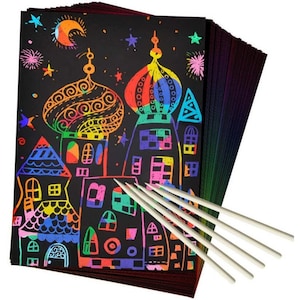Kids Scratch Art Set - 50 pièces Rainbow Magic Scratch Paper avec 5 stylets en bois