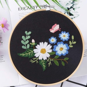 Embroidery Starter Kit w/ Floral Pattern and Instructions Cross Stitch Kit w/ Floral Pattern 1 Hoop, Cloth, Color Floss and Needles Pattern A