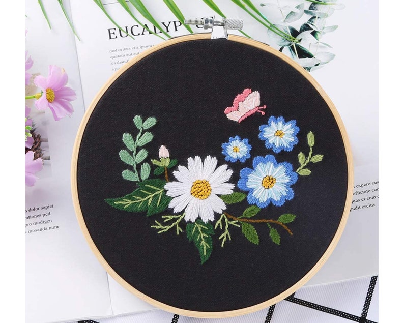 Embroidery Starter Kit w/ Floral Pattern and Instructions Cross Stitch Kit w/ Floral Pattern 1 Hoop, Cloth, Color Floss and Needles Pattern A